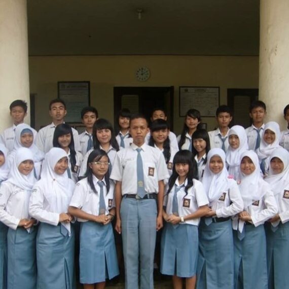 CAMPUS TOUR SMK NEGERI 1 BANYUMAS KE POLITEKNIK BANJARNEGARA